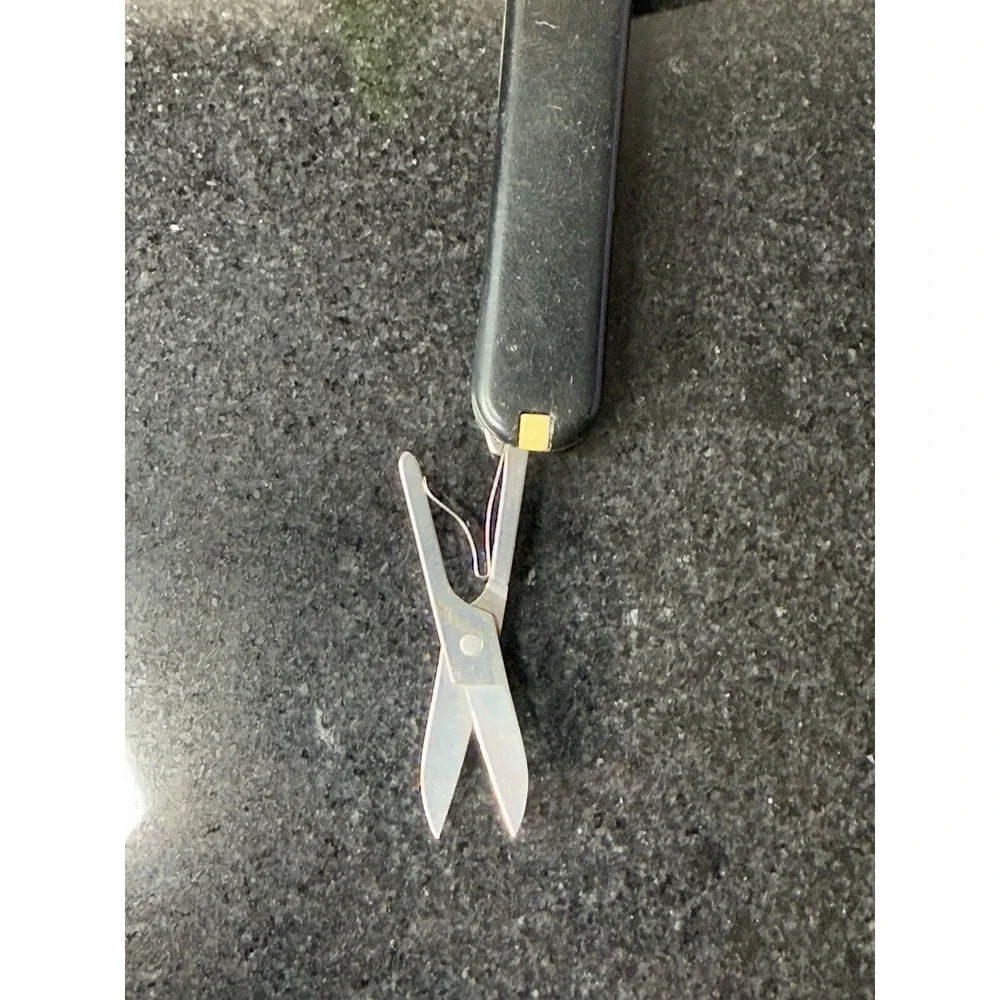 Victorinox Swiss Army 58mm Classic SD Black Pocket Knife